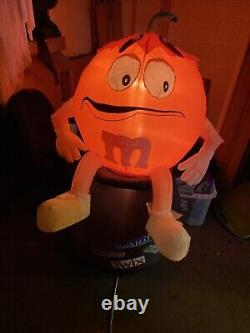 Gemmy Airblown Halloween M&M Moving On Cauldron Lighted Inflatable Read As Is