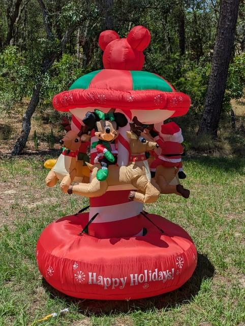 Gemmy Airblown Inflatable 2012 Mickey And Minnie Carousel