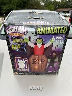 Gemmy Airblown Inflatable Animated Dracula Coffin & Haunted House For Repair