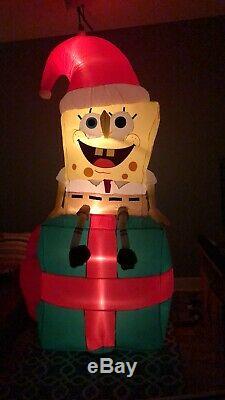 Gemmy Airblown Inflatable Christmas Santa Spongebob On Present lighted 8ft