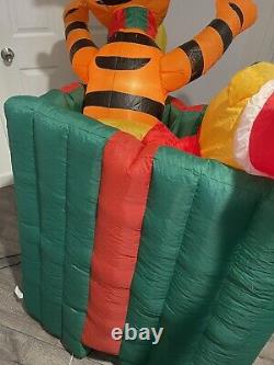 Gemmy Animated Disney WINNIE THE POOH And Tigger In Present CHRISTMAS Inflatable
