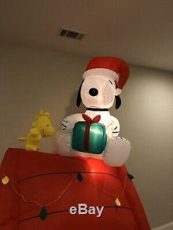 Gemmy Christmas Airblown Inflatable Snoopy Woodstock Blow Up Peanuts Doghouse