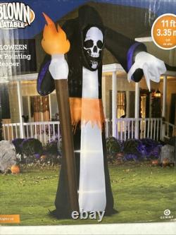 Gemmy Halloween Blow Up Inflatable 11' Giant Pointing Reaper With Torch Lights Up