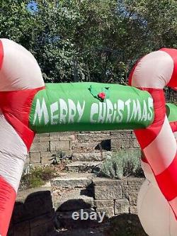 Gemmy Home Accents 9.5 ft wide Merry Christmas candy cane archway