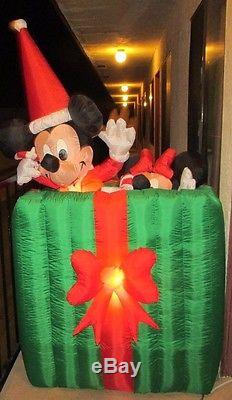 Gemmy Inflatable DISNEY Animated Mickey & Minnie Mouse hiding CHRISTMAS Present