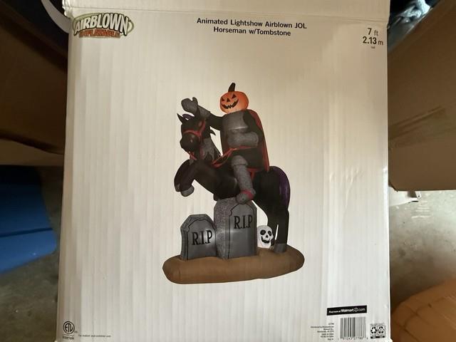 Gemmy Airblown Halloween Headless Horseman