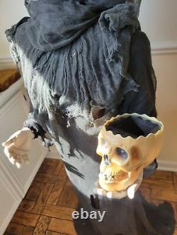 Gemmy grave keeper crypt Halloween prop AS IS light up life-size