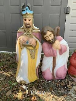 General Foam Christmas Nativity 4 Wisemen Kings Blow Mold Molds USA Joseph