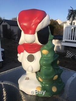 General Foam Lighted Christmas Snoopy/Woodstock/Christmas Tree Blow Mold 30