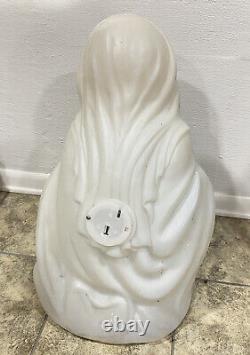 General Foam Mary Joseph Jesus Baby 3 Piece Blow Mold Nativity Set Vintage