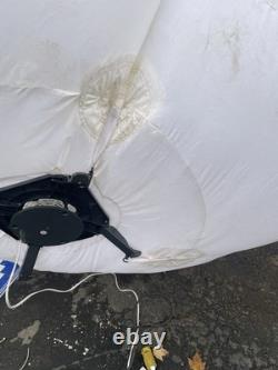 Giant Frosty The Snowman 18 Foot Inflatable With 2 Kaleidoscope Light & Led