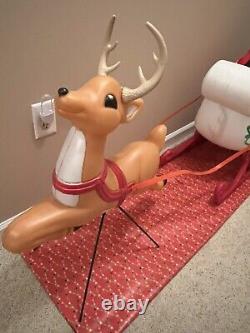 Grand Venture Santa Sleigh and Reindeer With Antlers/Stand Reins Make Offer