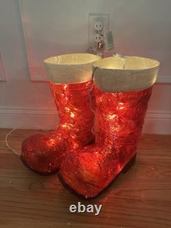 Grandin Road Illuminated Santa Boots Christmas Indoor Outdoor Decoration Grandin Road Illuminated Santa Boots Christmas Indoor Outdoor Decoration