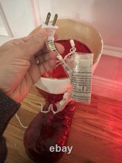 Grandin Road Illuminated Santa Boots Christmas Indoor Outdoor Decoration Grandin Road Illuminated Santa Boots Christmas Indoor Outdoor Decoration