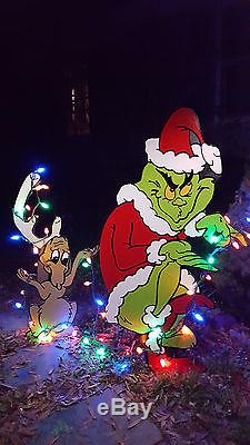 Grinch WHOVILLE SET Yard art The Grinch and Max are stealing Christmas