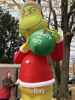 Grinch XL 18 Foot Xmas Inflatable Grinch, New