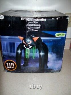HALLOWEEN 11 FT BLACK CAT ARCHWAY ARCH Airblown Inflatable 3045