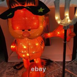 HAPPY HALLOWEEN Devil Garfield 2.5ft Indoor Outdoor Devil Works Great Tested