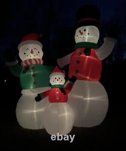 HUGE Gemmy Airblown Inflatable 20.5' Christmas Colossal Snowman Family