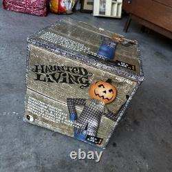 Haunted Living Halloween 12 ft Airblown Inflatable scare crow pumpkin Read