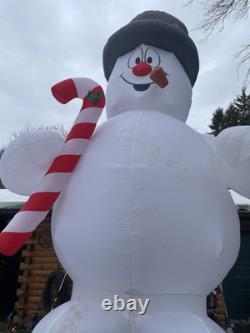 Huge Frosty The Snowman 18 Foot Inflatable With 2 Kaleidoscope Light & Led