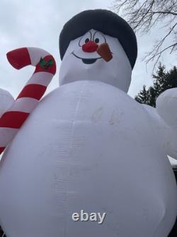 Huge Frosty The Snowman 18 Foot Inflatable With 2 Kaleidoscope Light & Led