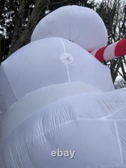 Huge Frosty The Snowman 18 Foot Inflatable With 2 Kaleidoscope Light & Led