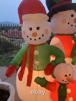 Inflatable RARE Set Of 3 Snowman & Family Set cool lights Airblown Yard