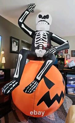 Inflatable Skeleton 8ft TOTALLY GHOUL On Pumpkin Vintage Kmart Works! 8