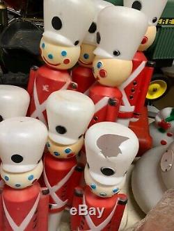 Lot/ 12 Vintage Empire 30 Christmas Lighted Blow Mold Toy Soldier Nut Crackers