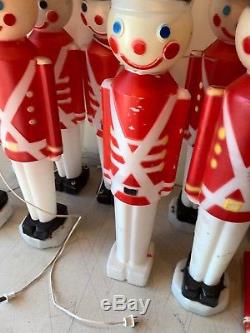 Lot Of 10 Vintage Blow Mold Toy Soldiers 31 Lawn Decor Christmas Mixed Helmets