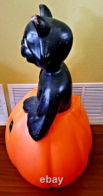 Lrg! Vntage Halloween Blow Mold Black Cat On A Pumpkin 35tall -shipping Info Lrg! Vntage Halloween Blow Mold Black Cat On A Pumpkin 35tall -shipping Info