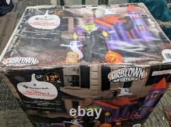 Member's Mark Gemmy Huge Inflatable Haunted House 12' light up Projection Light