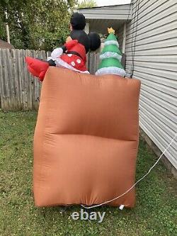 Mickey Mouse Playing Piano Christmas Inflatable