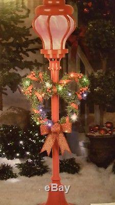 NEW 5ft Mickey Mouse Holiday Disney Christmas Lamp Post with Color LED wreath