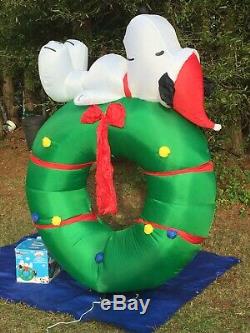 NEW Gemmy Peanuts 7 Tall Snoopy On Wreath Lighted Christmas Airblown Inflatable