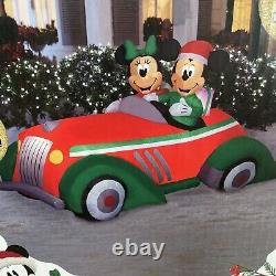 NEW Mickey and Minnie Disney Airblown Light-Up Christmas Car Inflatable