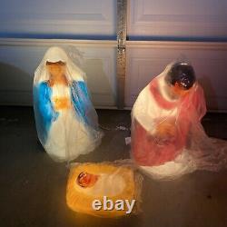 Nativity Blow Mold General Foam 3 Piece Set 28 Lighted Mary Joseph Baby Jesus