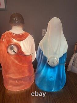 Nativity General Foam 2 Piece Set 28 Lighted Blow Mold Mary Joseph Beautiful