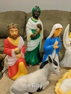 New 11-Piece General Foam Miniature Blow Mold Nativity Set (Custom Paint)