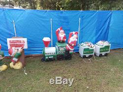 Outdoor Christmas Blow Molds
