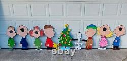 Peanut Caroling Christmas Wood Outdoor Lawn Yard Art Sign, Set Of 10, Charlie