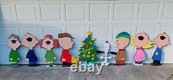 Peanut Caroling Christmas Wood Outdoor Lawn Yard Art Sign, Set Of 10, Charlie