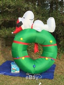 Peanuts Gemmy 7' Lighted Snoopy on Christmas Wreath Airblown Inflatable Blow-up