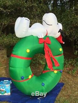 Peanuts Gemmy 7' Lighted Snoopy on Christmas Wreath Airblown Inflatable Blow-up