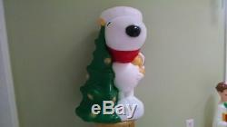 Peanuts Snoopy with Woodstock & Tree Lighted Blow Mold Christmas 31 Yard decor