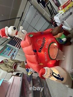 RARE 2010 Snoopy Inflatable Sno Machine Over 7Ft SEE INFO PIC