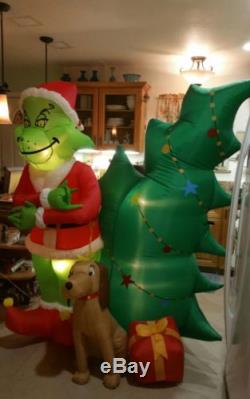 RARE Airblown Inflatable Grinch With Max And Christmas Tree Present Very Clean