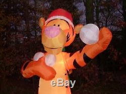RARE Disney 8' Lighted Tigger Throwing Snowballs Christmas Inflatable Airblown