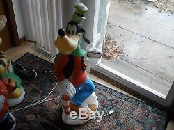 Rare Goofy Disney Christmas Blow Mold Yard Decor
